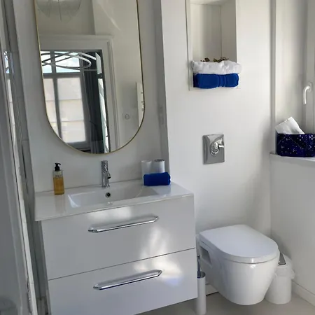 Aux Remparts De Montreuil