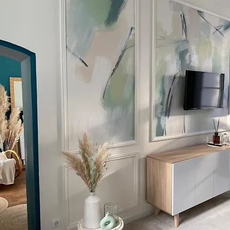 Bed & Breakfast Aux Remparts De Montreuil